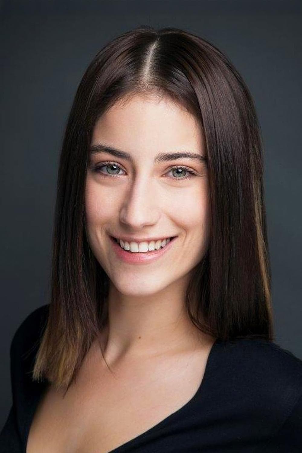 Hazal Kaya